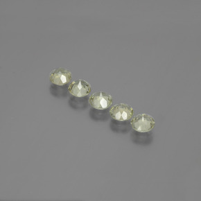 克拉天然变色流散，圆形切割，VS