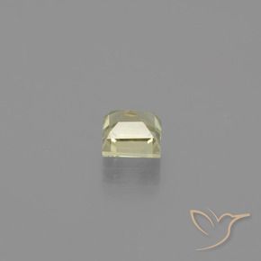 0.83克拉天然变色流散，正方形，VVS-VS