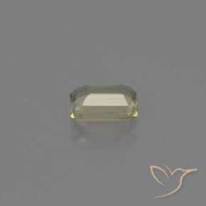 0.67克拉天然变色流散，八边形，VVS-VS