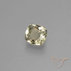 0.66克拉天然黄色变色硬水铝石，垫形剪裁，5.4×5.2毫米，VVS-VS