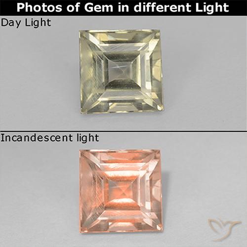 0.94ct 天然 非常淡黄色 变色流散, 正方形, VS