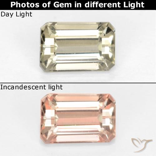 0.95ct 天然 非常淡黄色 变色流散, 祖母绿式切割, VVS-VS