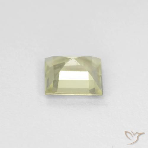 0.62克拉天然变色流散，正方形，VVS-VS
