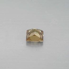 0.50克拉天然多色变色石榴石，方形，4.2×4.2毫米，VVS-VS