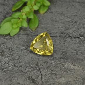0.70克拉天然黄色变色石榴石，三角形，5.5×5.4毫米，VS