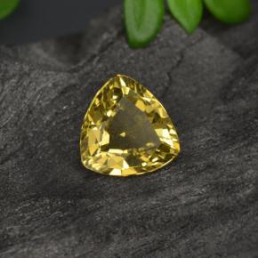 0.64克拉天然金色变色石榴石，三角形，5.5×5.4毫米，VS