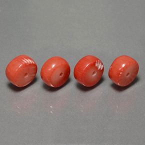 天然粉色珊瑚，异形，8.4×4.3毫米，不透明