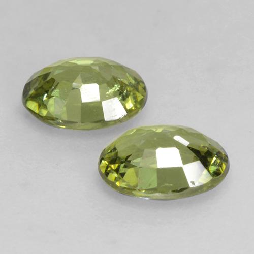 0.74天然绿色翠榴石，椭圆形切割，5.1×3.9毫米，VS-SI