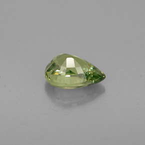 0.58克拉天然绿色翠榴石，梨形，5.9×4.2毫米，VVS-VS