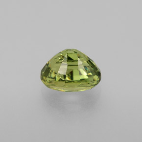 0.80克拉天然绿色翠榴石，椭圆形切割，5.8×4.1毫米，VS-SI