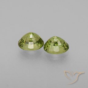 0.87克拉天然钙铁榴石，椭圆形，VS-SI