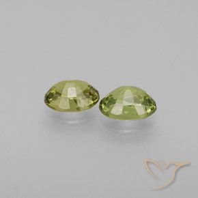 0.65克拉天然钙铁榴石，椭圆形，VVS-VS