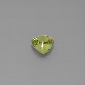 0.53克拉天然绿色翠榴石，三角形，4.9×4.9毫米，VS