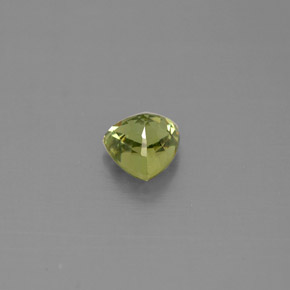 0.55克拉天然绿色翠榴石，三角形，4.7×4.6毫米，VS