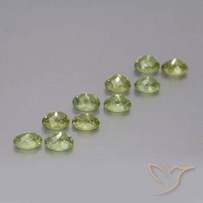 2.65克拉天然钙铁榴石，椭圆形，VS