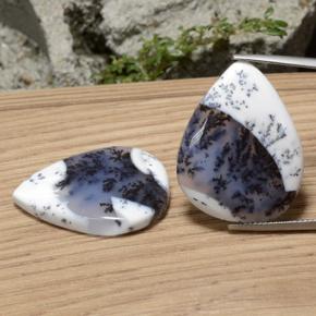 天然多色树枝玛瑙，梨形，26.7×21毫米，半透明