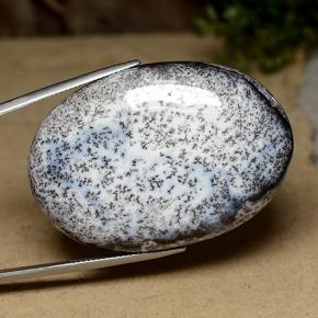 104.78克拉天然树枝状玛瑙，椭圆形切割，不透明