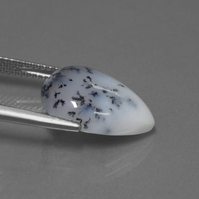 7.17克拉天然树枝状玉髓，梨形，半透明