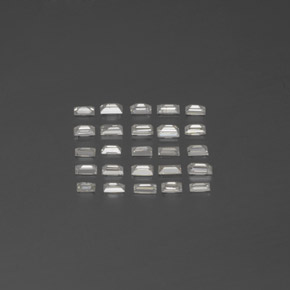 0.42天然白色钻石，长方形切工，2.2×1.1毫米，SI