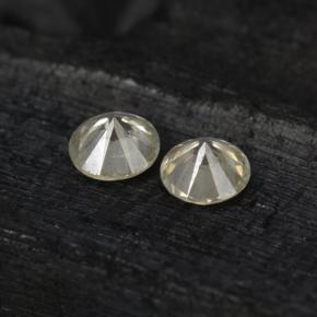 0.23天然黄色钻石，圆形切割，3.02毫米，VS-SI