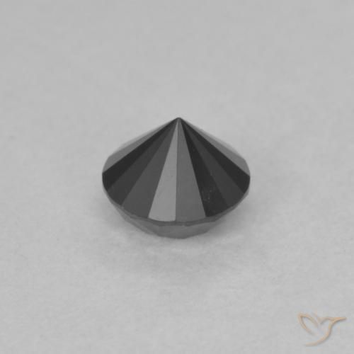 0.57克拉天然钻石，圆形的，不透明
