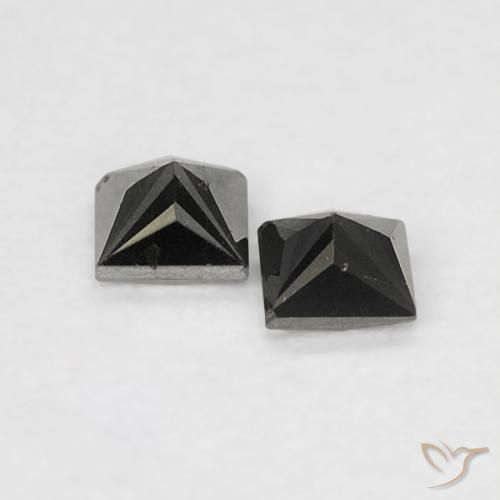 0.14克拉天然钻石，正方形，不透明
