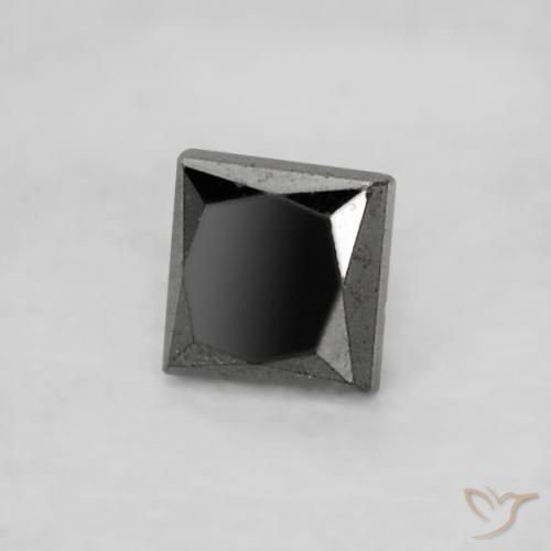 0.07克拉天然钻石，正方形，不透明