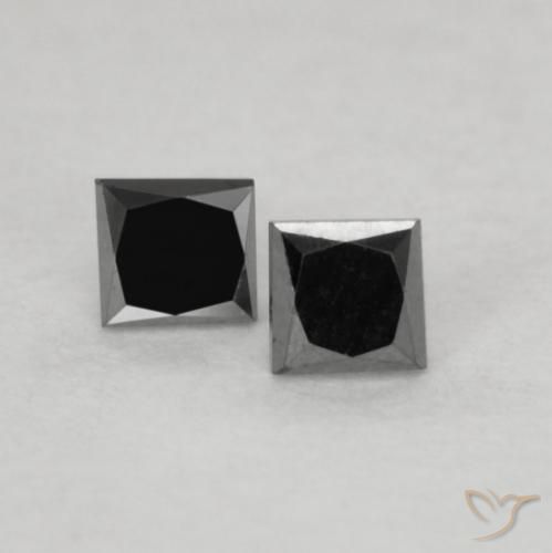 0.16克拉天然钻石，正方形，不透明