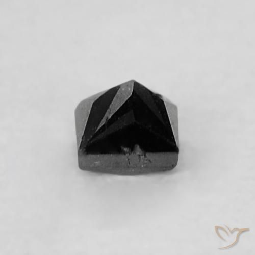 0.06克拉天然钻石，正方形，不透明