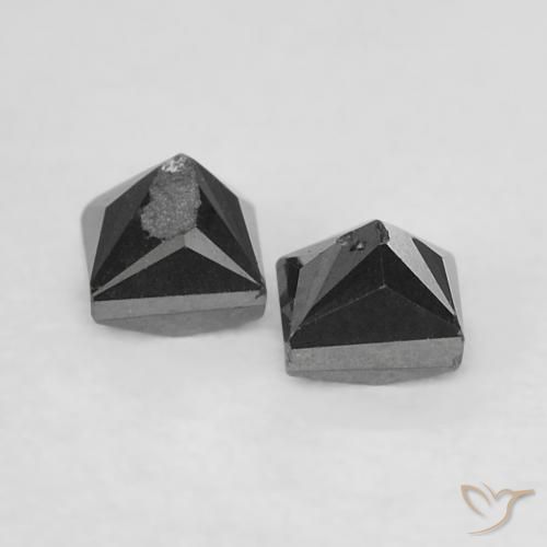 0.34克拉天然钻石，正方形，不透明