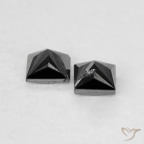 0.11克拉天然钻石，正方形，不透明