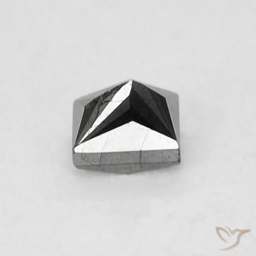 0.14克拉天然钻石，正方形，不透明