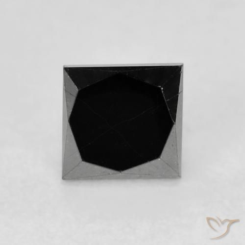 0.68克拉天然钻石，正方形，不透明