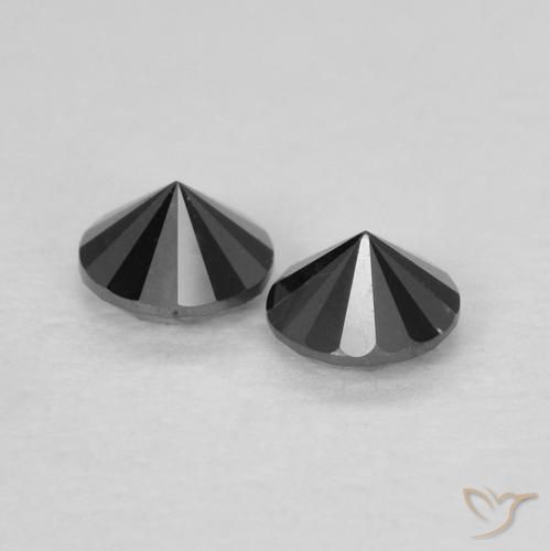 0.23克拉天然钻石，圆形的，不透明