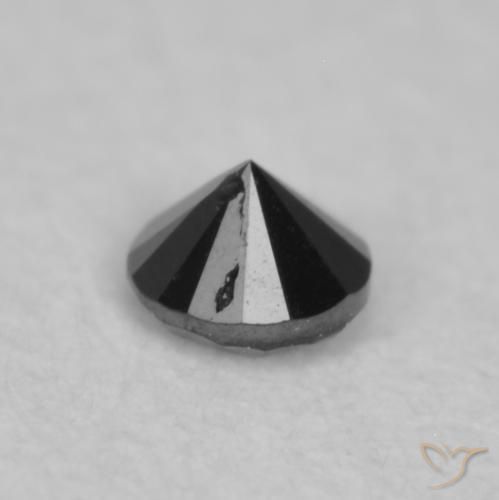 0.03克拉天然钻石，圆形的，不透明