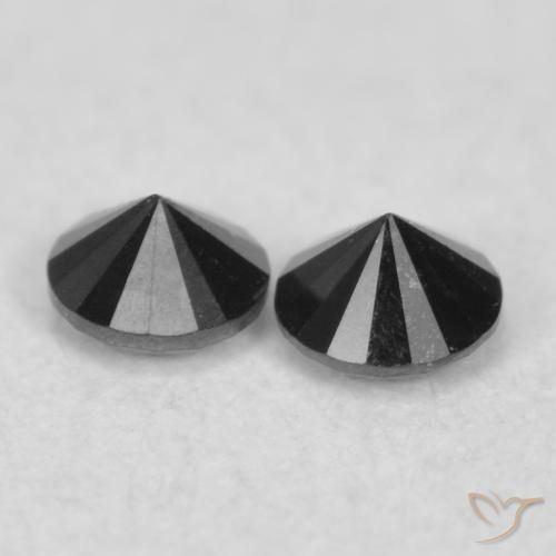 0.08克拉天然钻石，圆形的，不透明