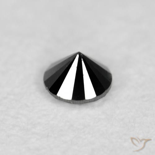 0.03克拉天然钻石，圆形的，不透明