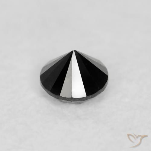 0.04克拉天然钻石，圆形的，不透明