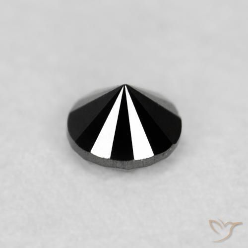0.05克拉天然钻石，圆形的，不透明