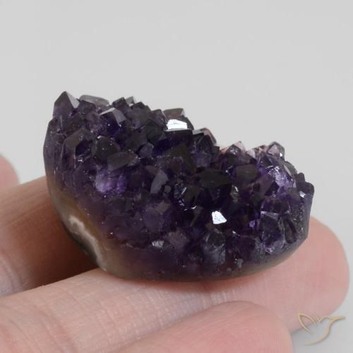 73.57克拉天然紫罗兰色晶簇紫水晶，异形，31.5×26.1毫米，不透明
