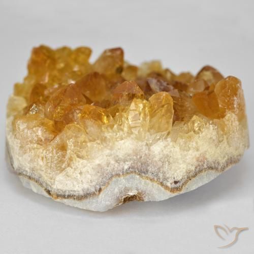 81.13克拉天然黄水晶晶簇，花式切割，不透明