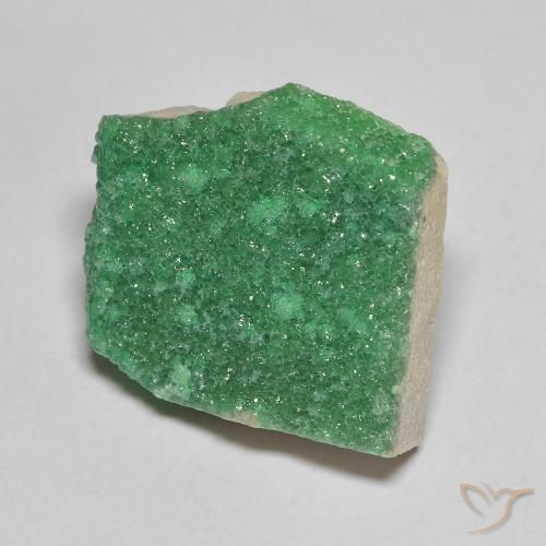 8.21克拉天然绿色晶簇磷铝石，异形，16.3×15.1毫米，不透明