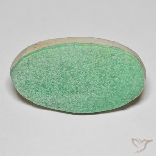 21.94ct 天然 浅三叶草绿 晶簇磷铝石, 椭圆形, 不透明