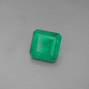 0.63克拉天然绿色祖母绿，祖母绿式切割，5.3×5.3毫米，I1