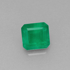 0.46克拉天然绿色祖母绿，祖母绿式切割，4.8×4.6毫米，I1