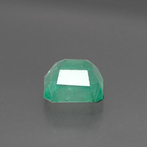0.98克拉天然绿色祖母绿，祖母绿式切割，6.2×5.6毫米，I1