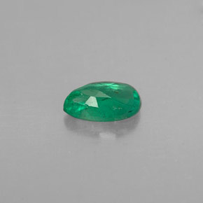 0.33克拉天然绿色祖母绿，梨形，5.9×4.1毫米，VS-SI