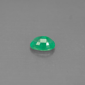 0.49克拉天然绿色祖母绿，椭圆形切割，6×4.1毫米，SI-I1