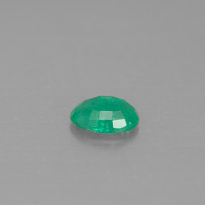 0.36克拉天然绿色祖母绿，椭圆形切割，5.8×4毫米，SI-I1