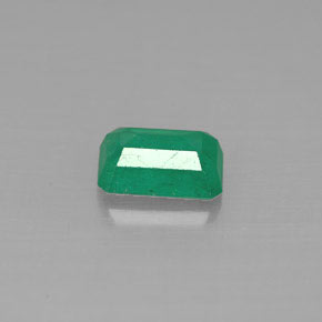 0.57克拉天然绿色祖母绿，祖母绿式切割，6.1×4.2毫米，SI-I1